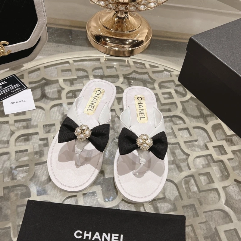 Refined Chxnxl Slippers 130340