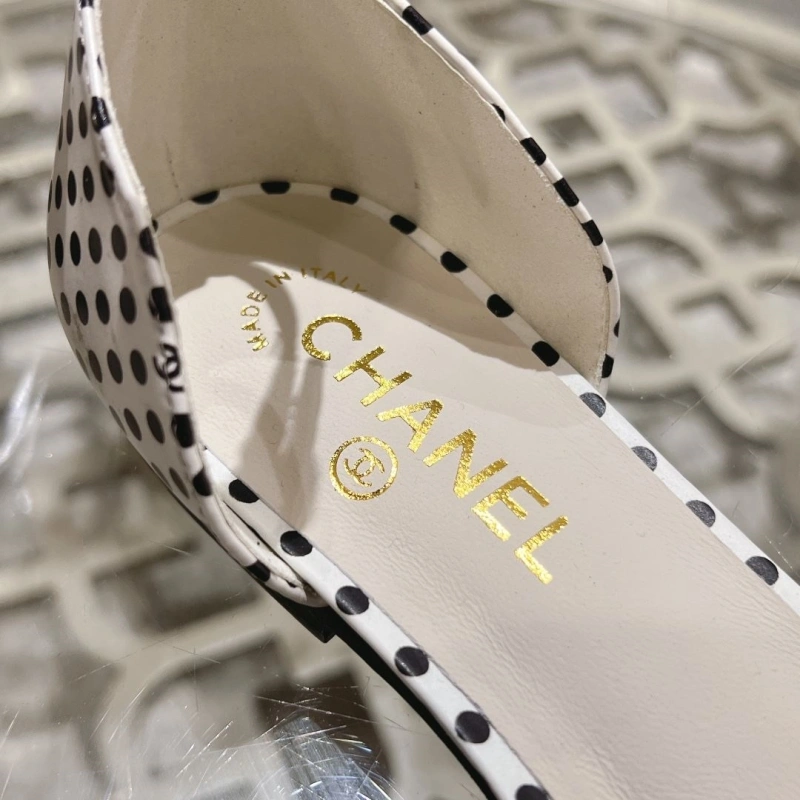 GoodFit Chxnxl Sandals 130817