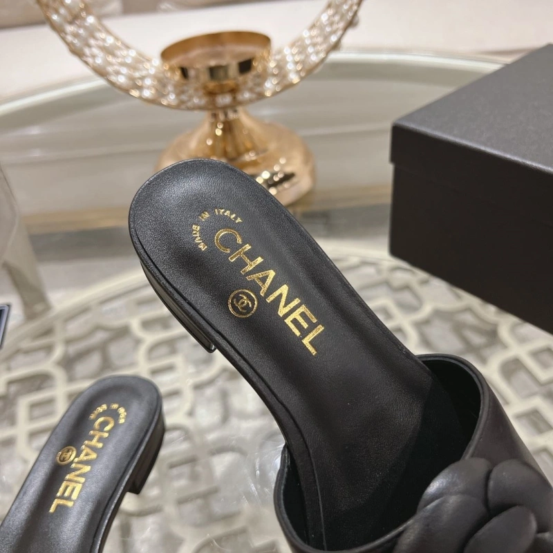 Breathable Chxnxl Slippers 132292