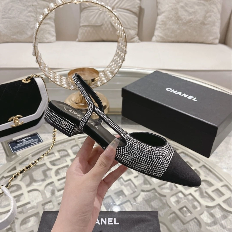 Trendsetting Chxnxl Sandals 130792