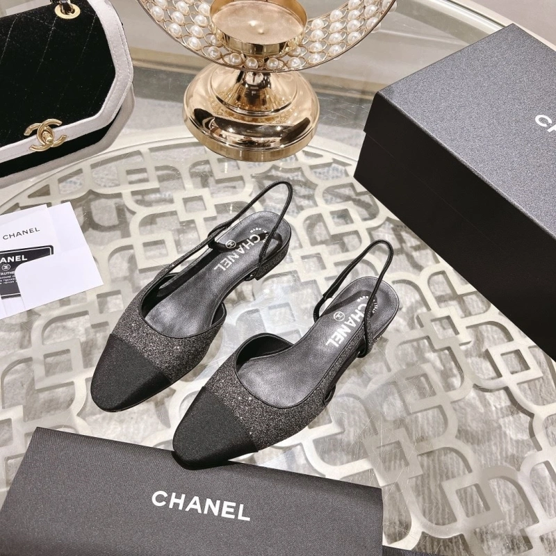 Minimalist Chxnxl Sandals 130775