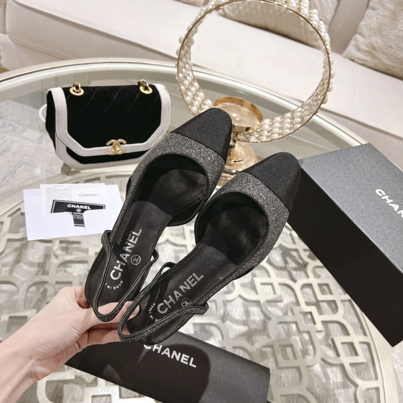 Minimalist Chxnxl Sandals 130775