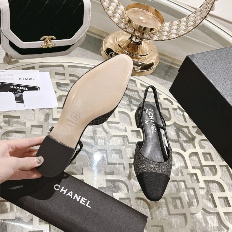 Minimalist Chxnxl Sandals 130775