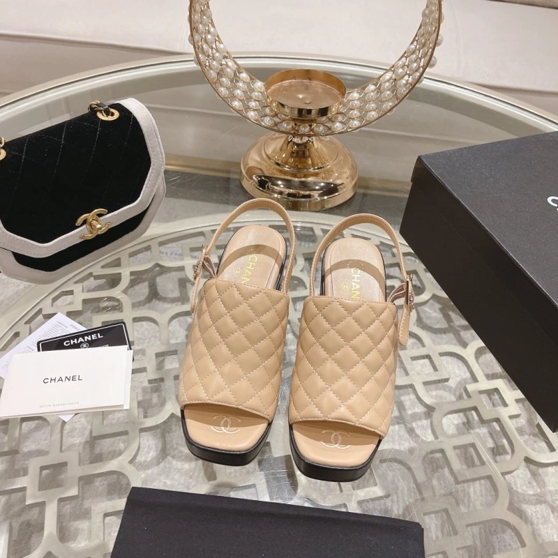 Classic Chxnxl Sandals 130783
