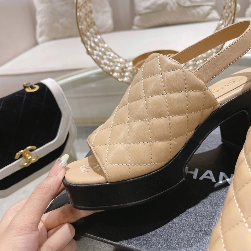 Classic Chxnxl Sandals 130783