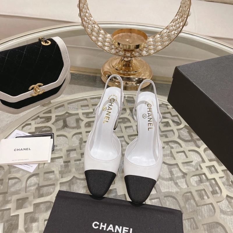 Refined Chxnxl Sandals 130771