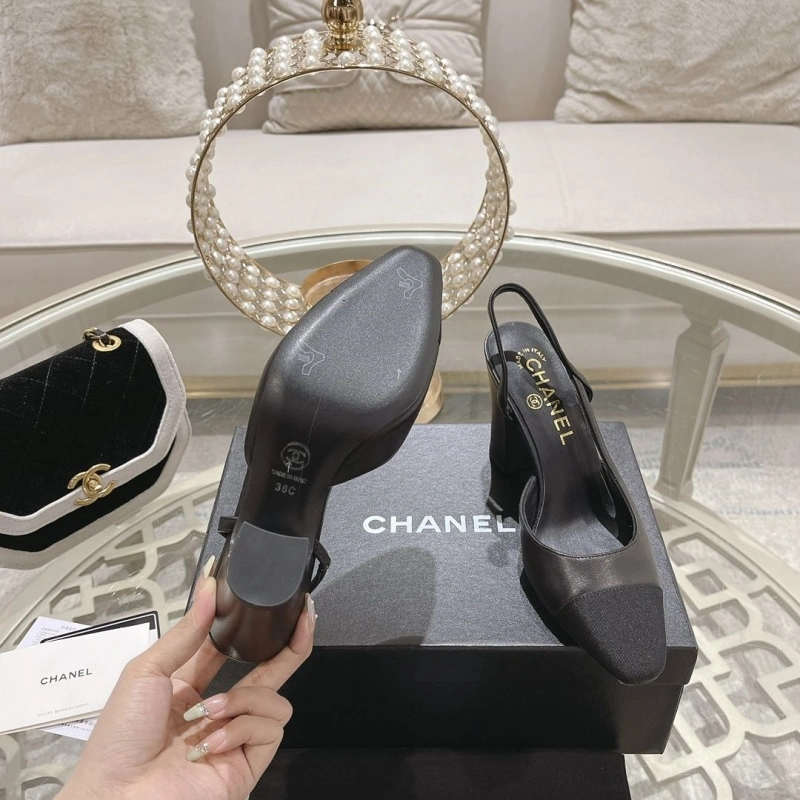 Sophisticated Chxnxl Sandals 130776