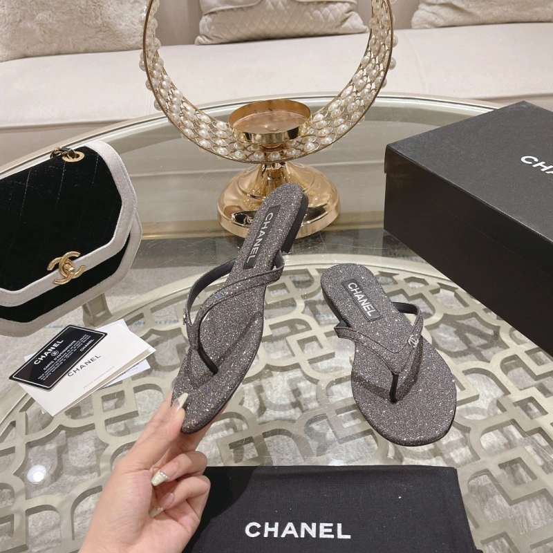 Chxnxl Slippers Vibrant 132262