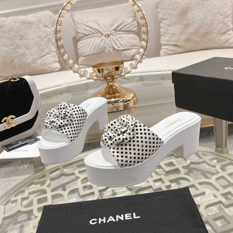 Fashionable Chxnxl Slippers 132250