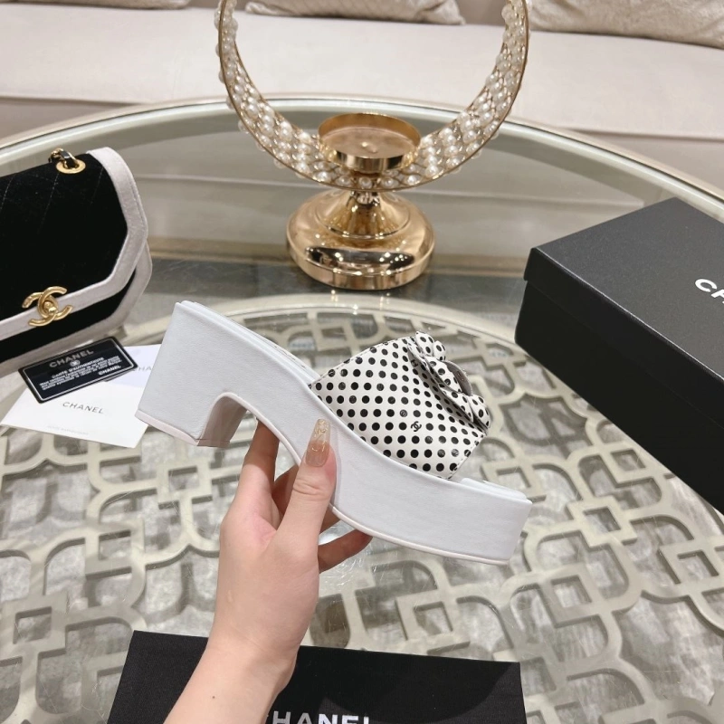 Fashionable Chxnxl Slippers 132250