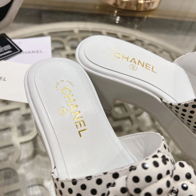 Fashionable Chxnxl Slippers 132250