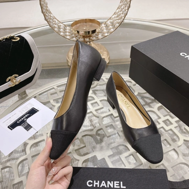 GoAnywhere Chxnxl Flat Shoes 131670