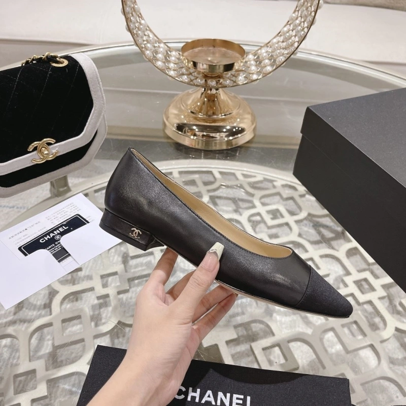 GoAnywhere Chxnxl Flat Shoes 131670