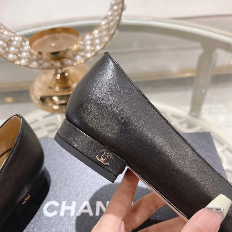 GoAnywhere Chxnxl Flat Shoes 131670