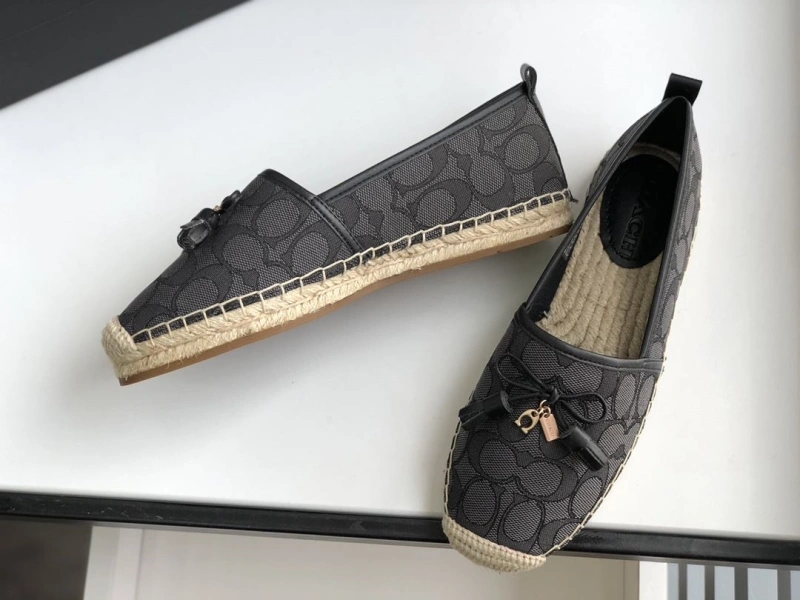 Sleek Chxnxl Flat Shoes 131666