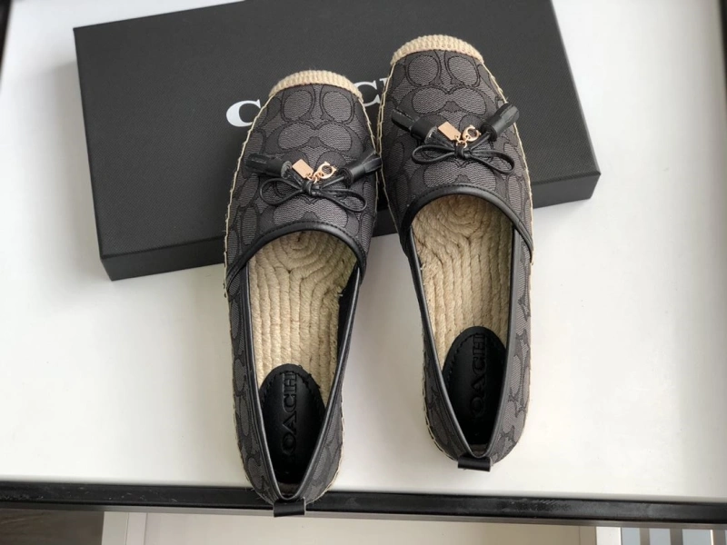 Sleek Chxnxl Flat Shoes 131666