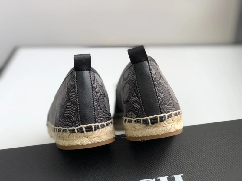 Sleek Chxnxl Flat Shoes 131666