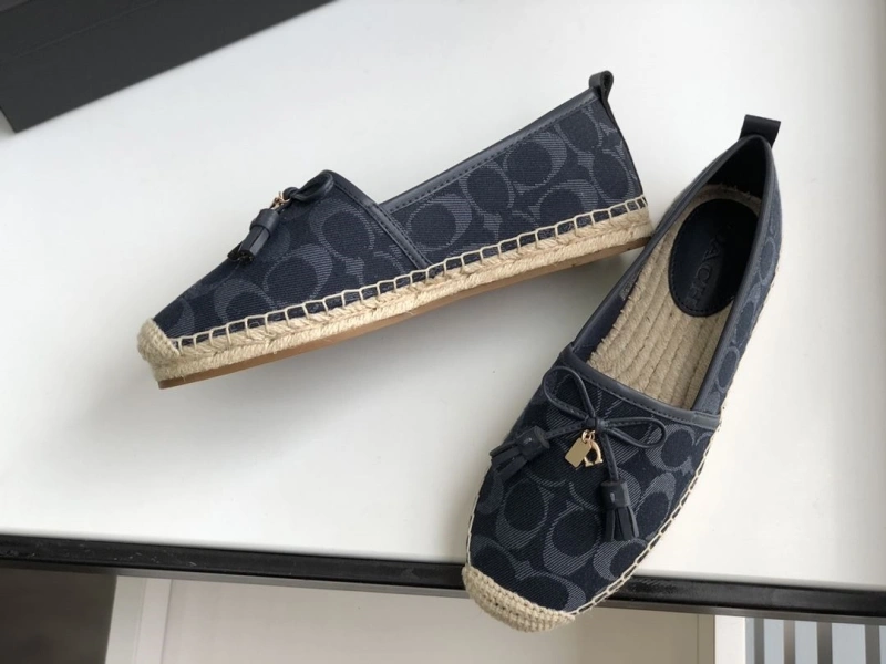 Fashionable Chxnxl Flat Shoes 131654