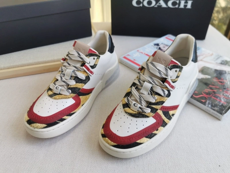 Bright Chxnxl Sneakers 132025