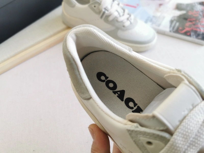 Stylish Chxnxl Sneakers 132024