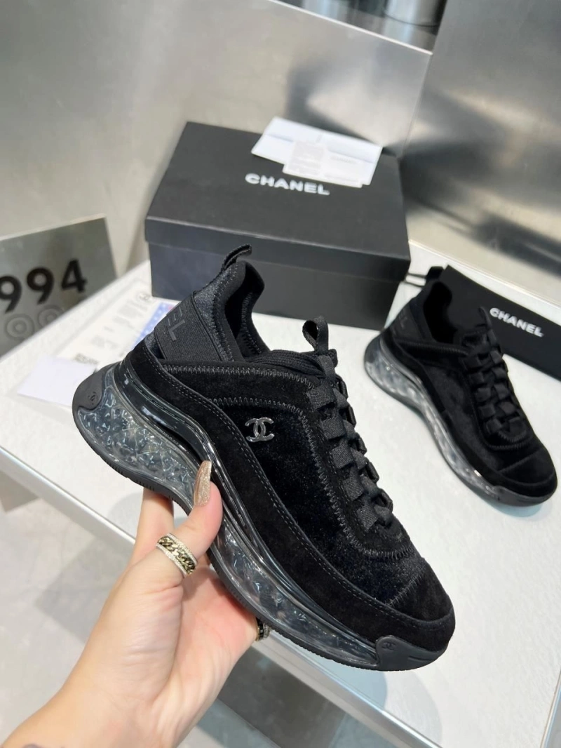 Trendsetting Chxnxl Sneakers 132016