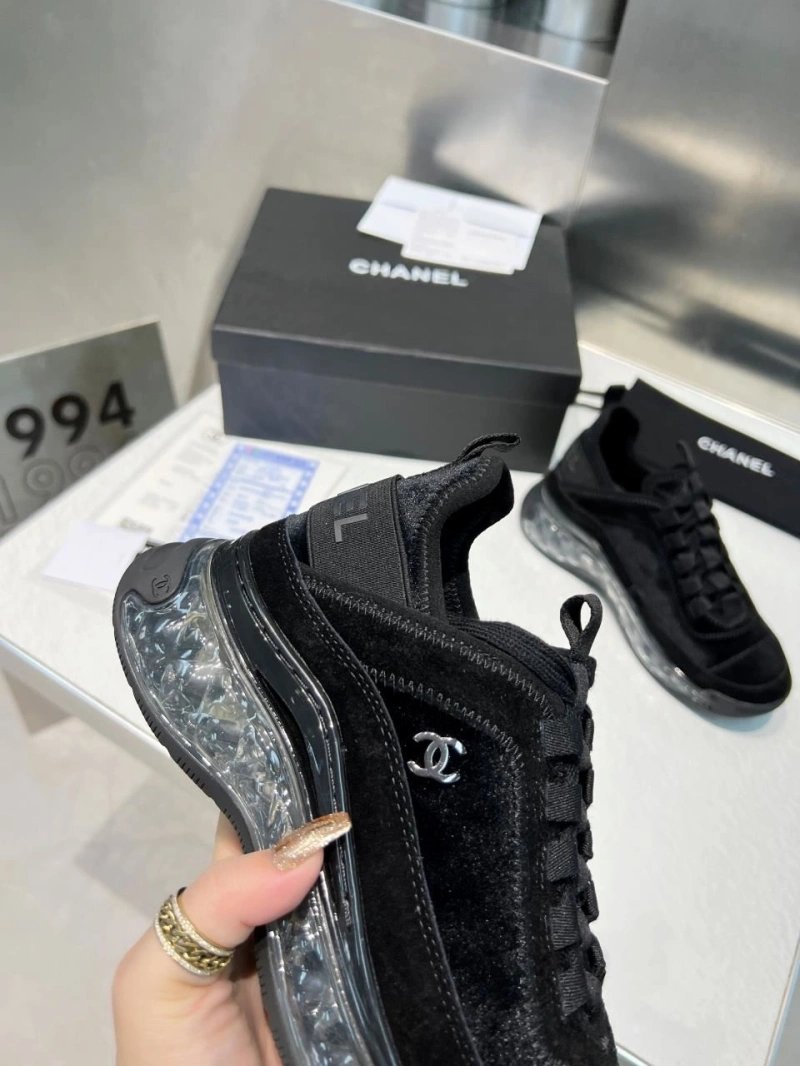 Trendsetting Chxnxl Sneakers 132016