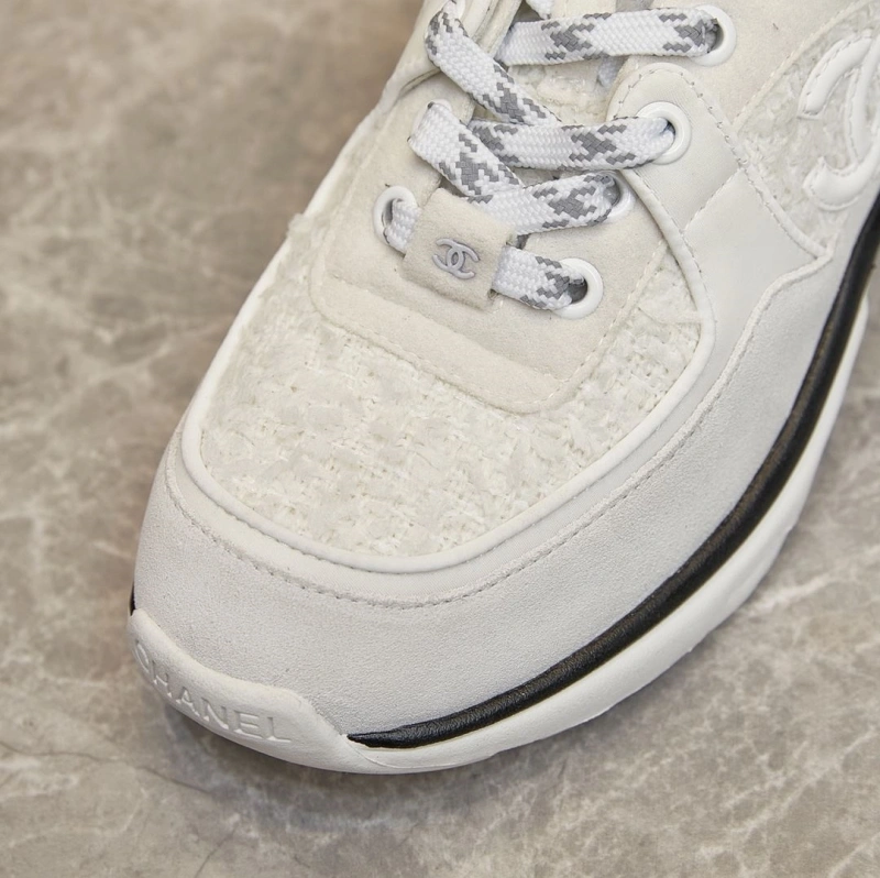 Modern Chxnxl Sneakers 132004