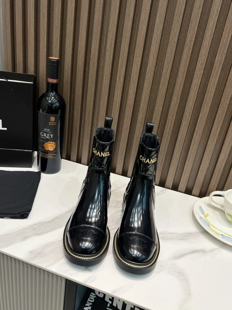 Minimalist Chxnxl Boots 131871