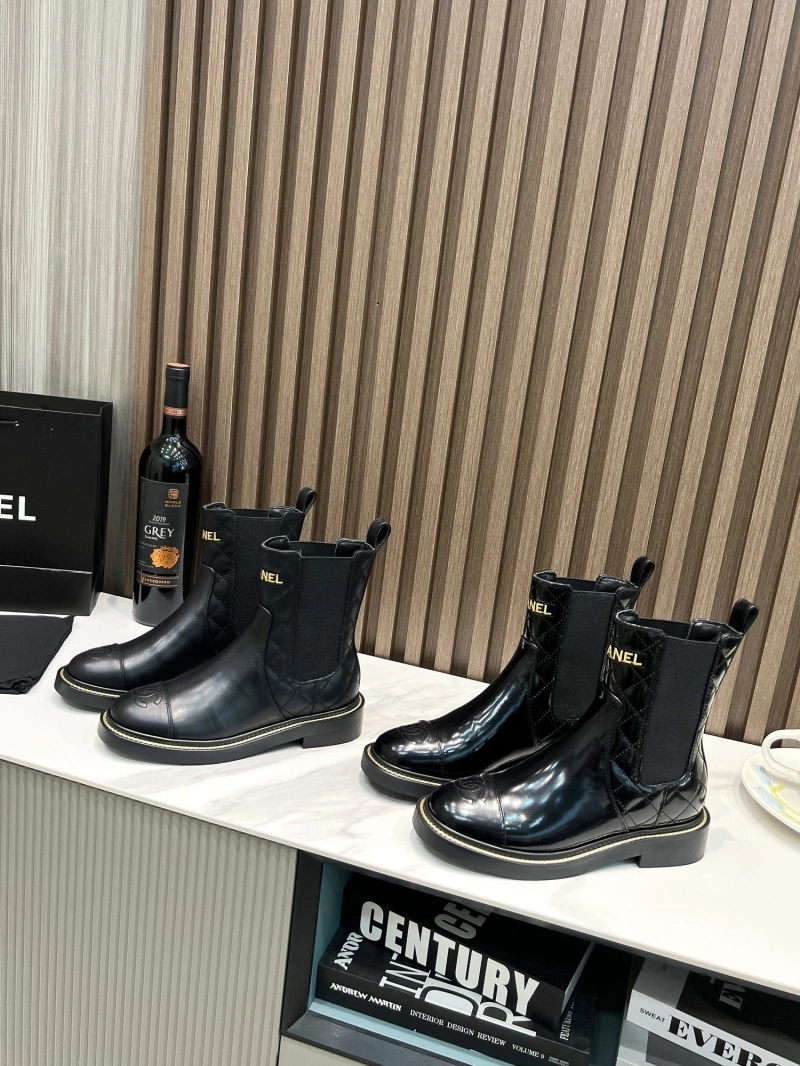 Minimalist Chxnxl Boots 131871