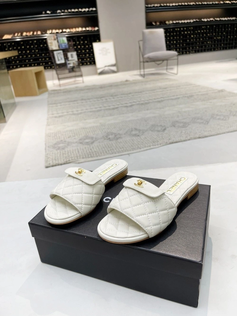 NewStyle Chxnxl Slippers 132252