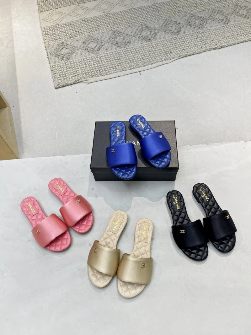 Cozy Chxnxl Slippers 132255