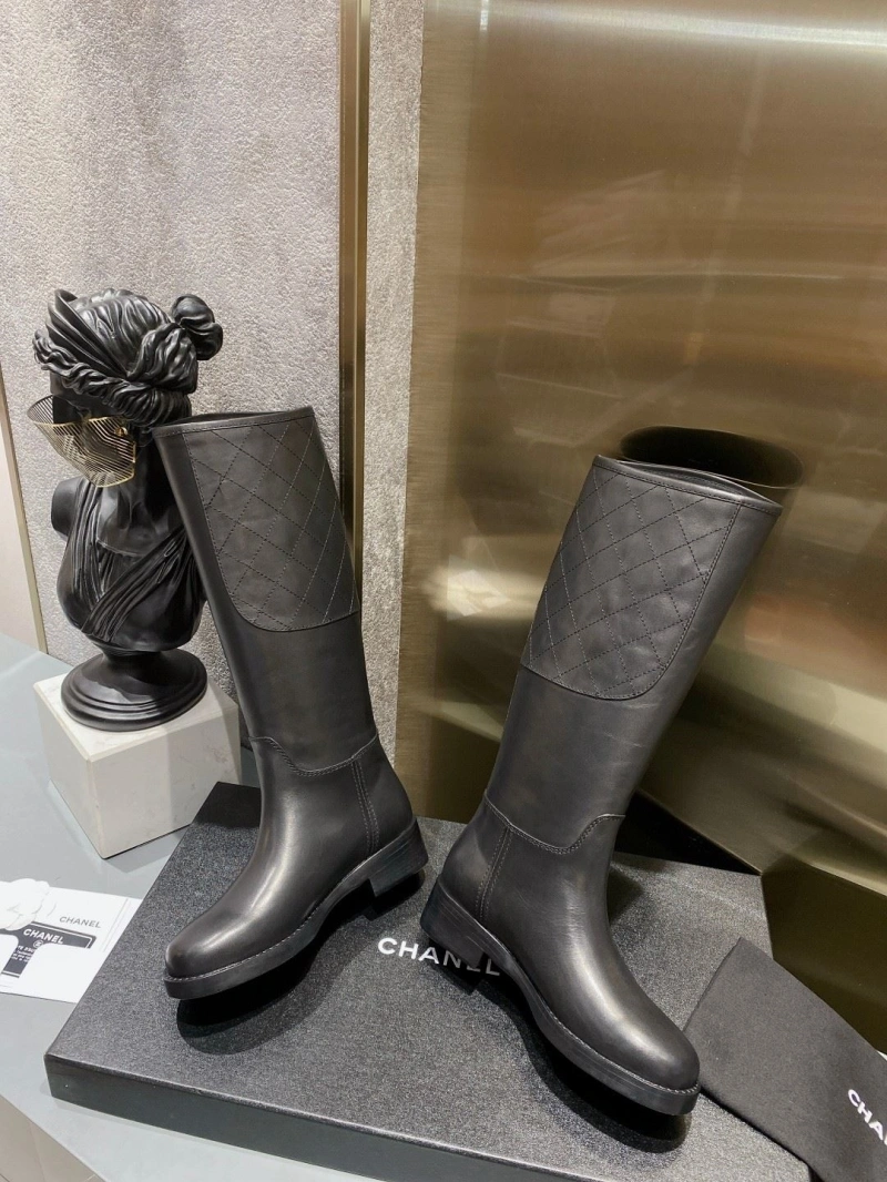 Cozy Chxnxl Boots 131889