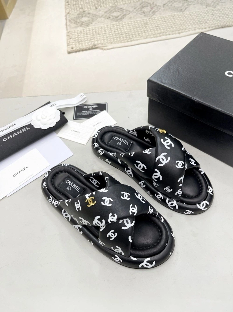 Stylish Chxnxl Sandals 130750