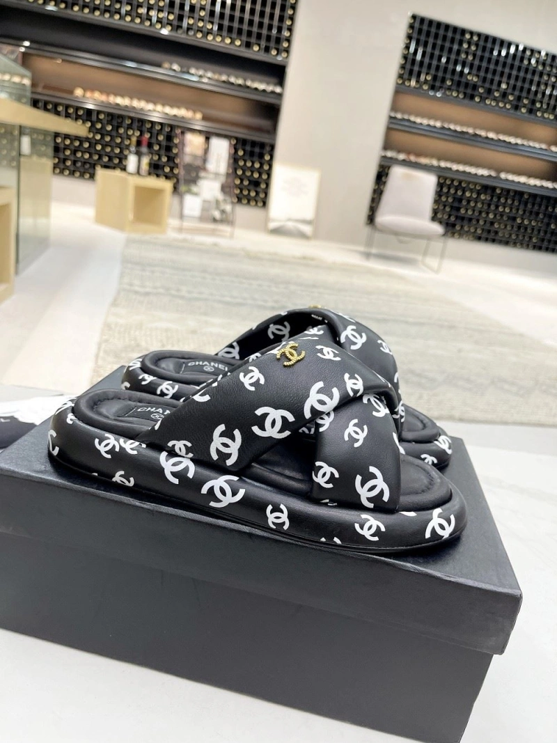 Stylish Chxnxl Sandals 130750