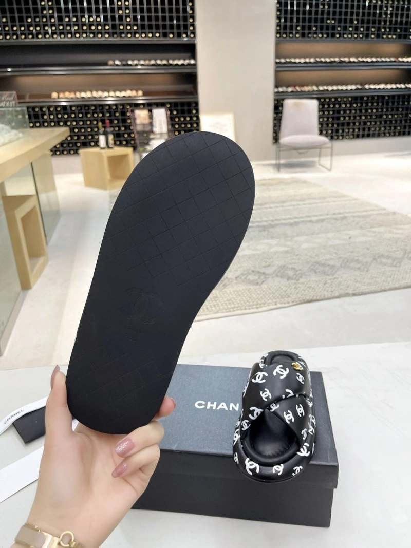 Stylish Chxnxl Sandals 130750