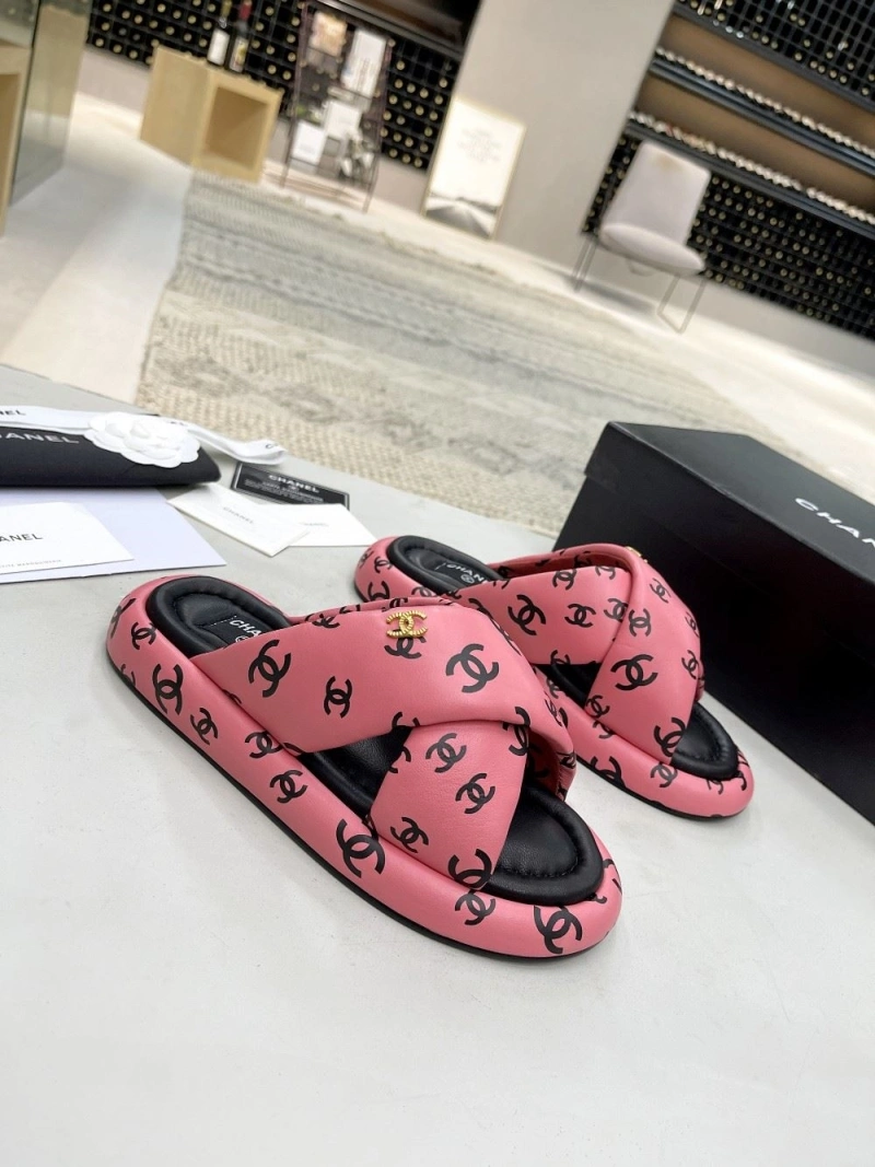 Classic Chxnxl Sandals 130749
