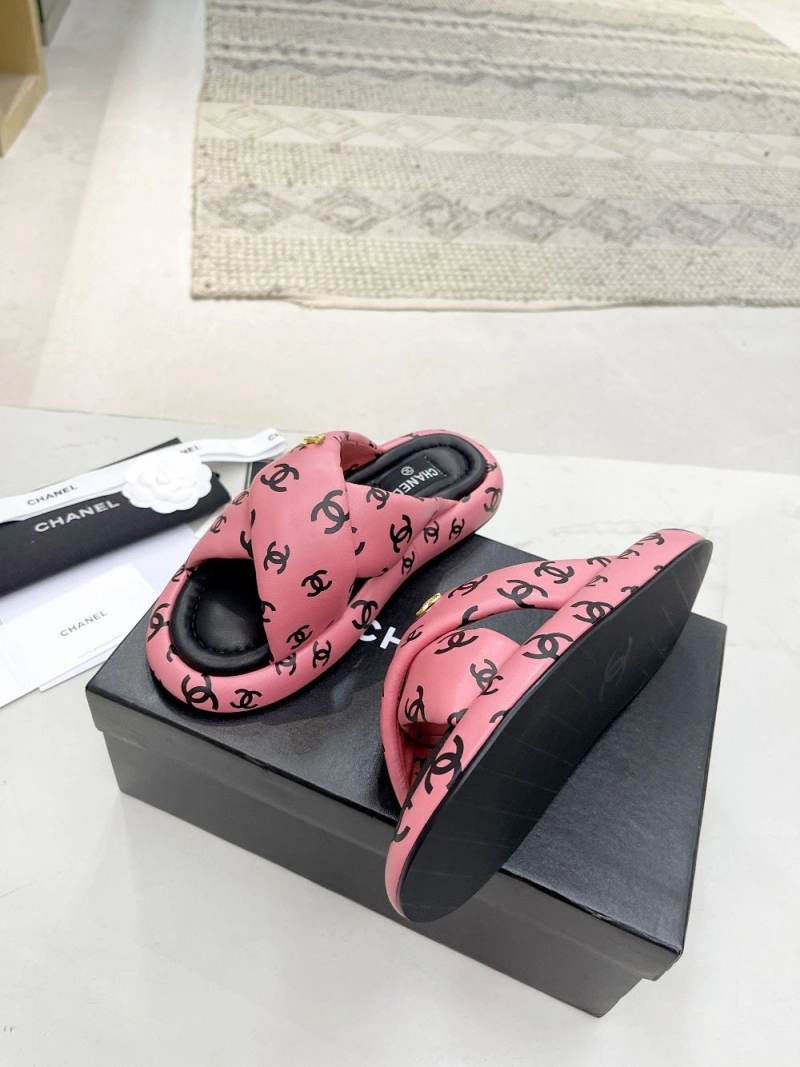 Classic Chxnxl Sandals 130749