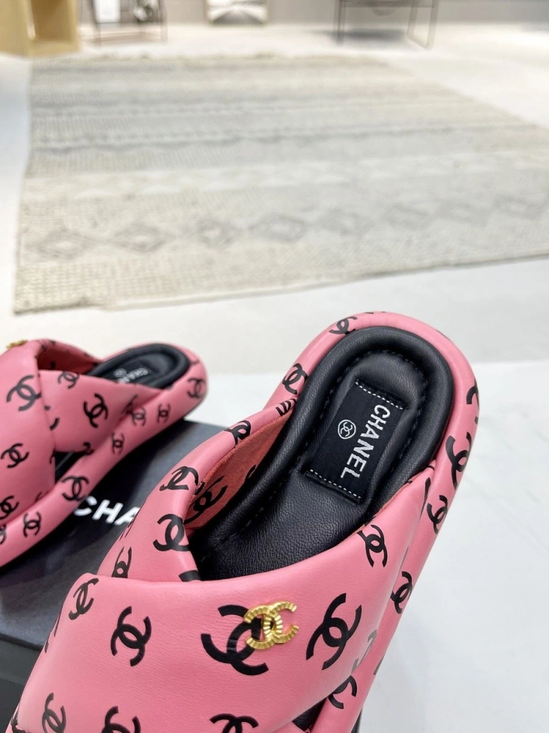Classic Chxnxl Sandals 130749