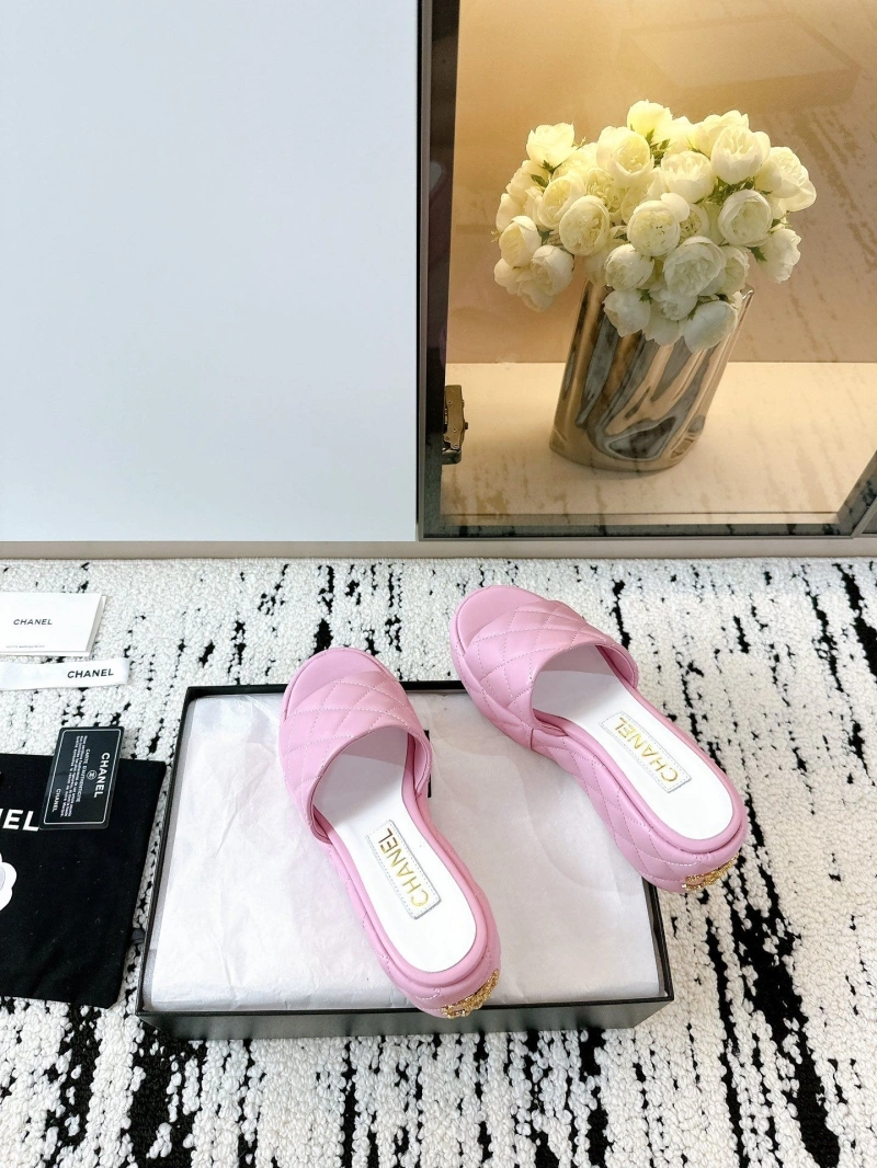 Elegant Chxnxl Slippers 132226