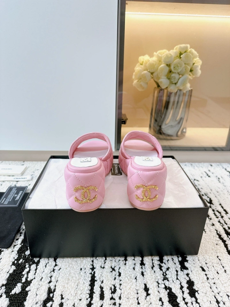 Elegant Chxnxl Slippers 132226