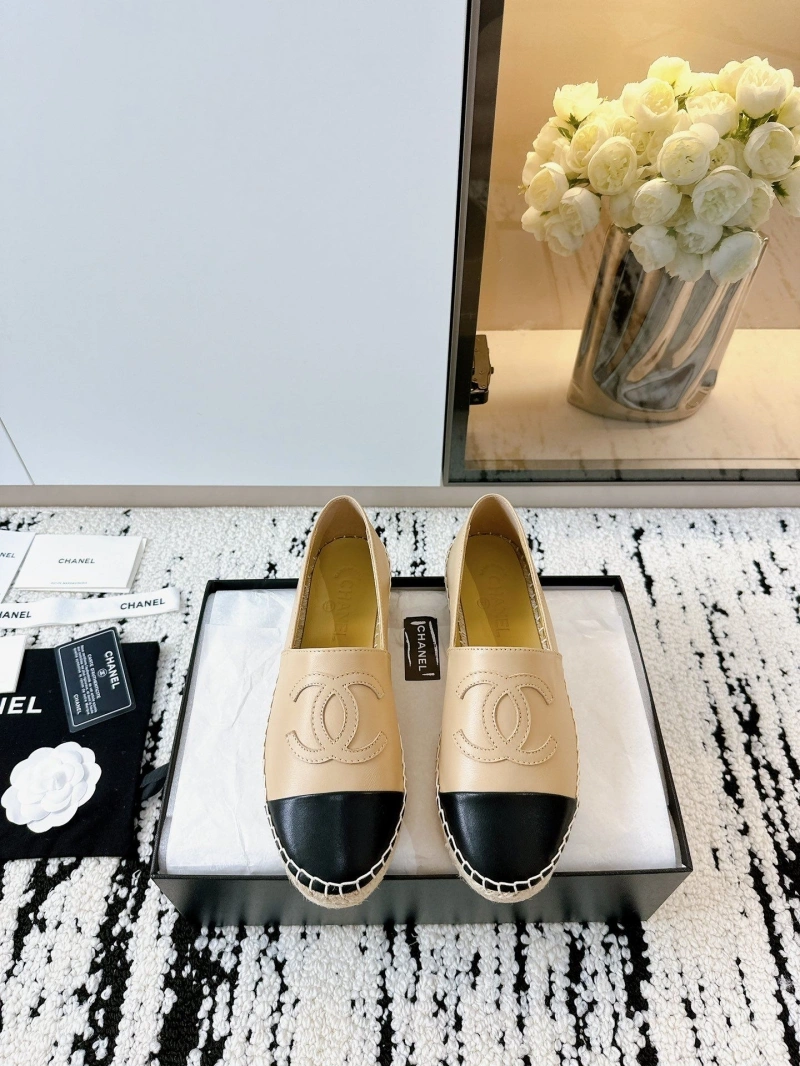 Flexible Chxnxl Flat Shoes 131659
