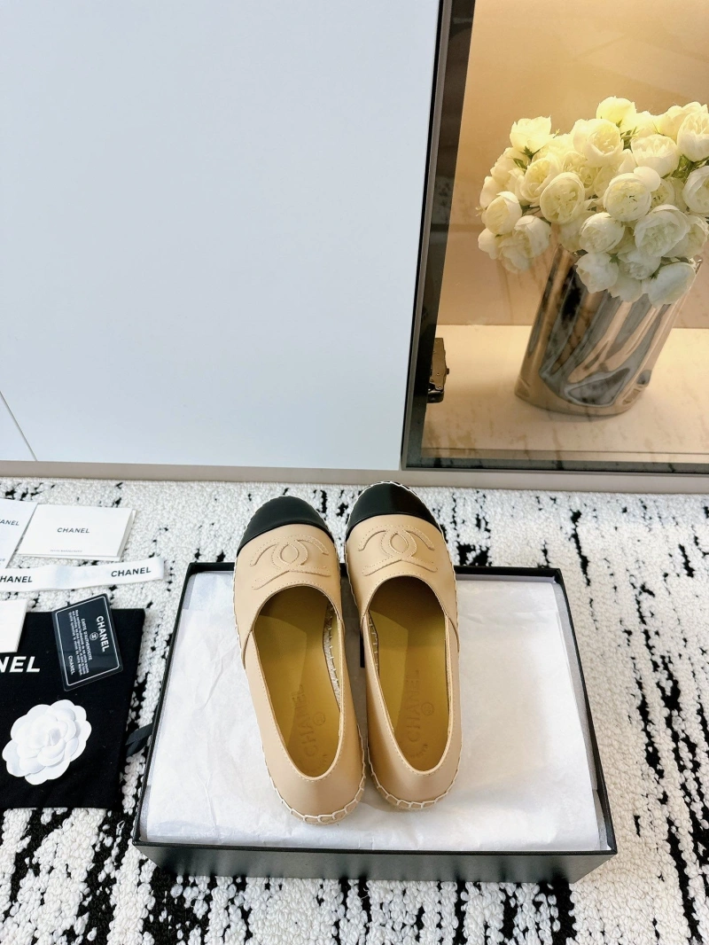 Flexible Chxnxl Flat Shoes 131659