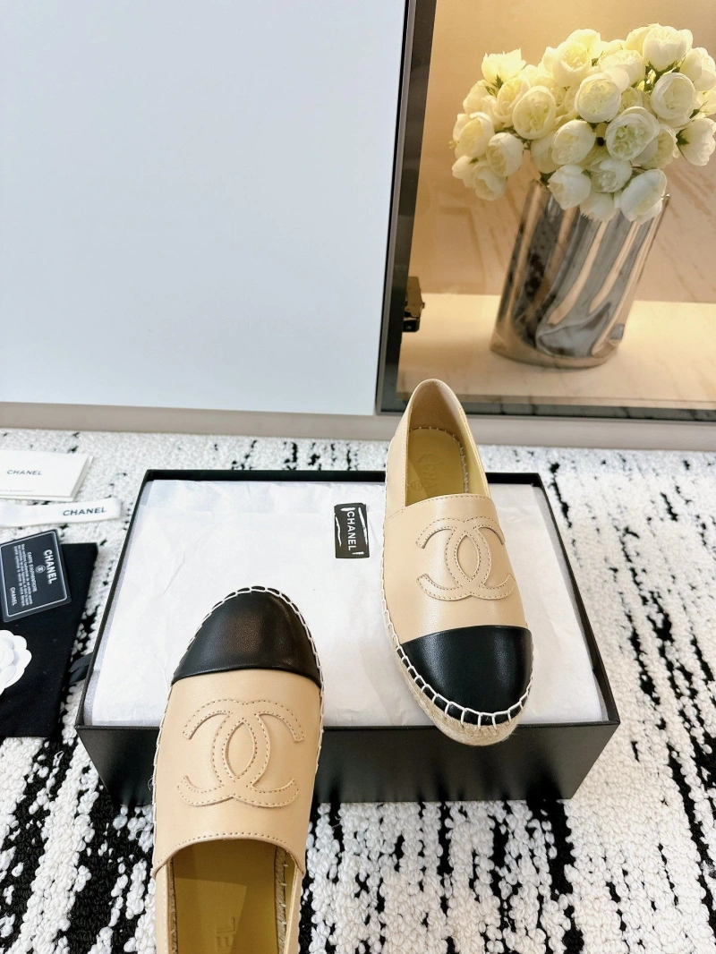 Flexible Chxnxl Flat Shoes 131659