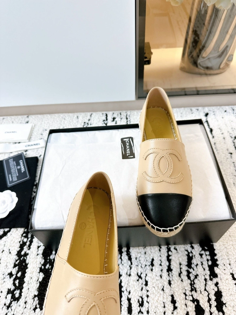 Flexible Chxnxl Flat Shoes 131659
