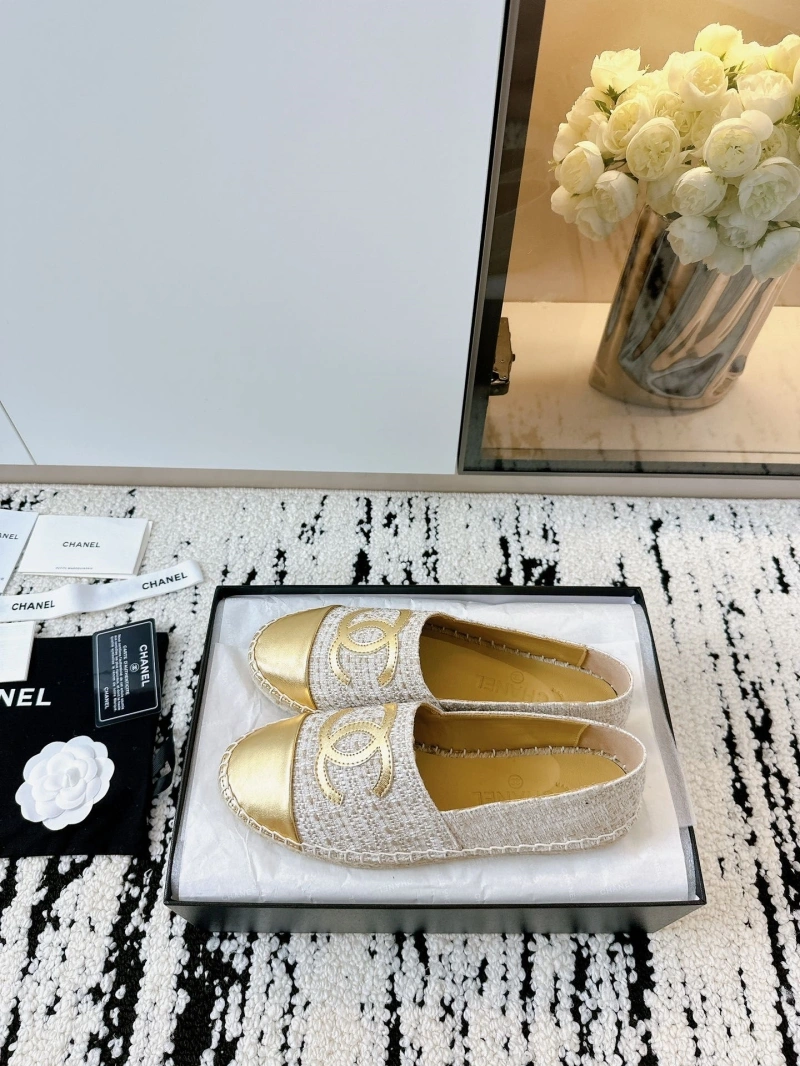 Refined Chxnxl Flat Shoes 131651