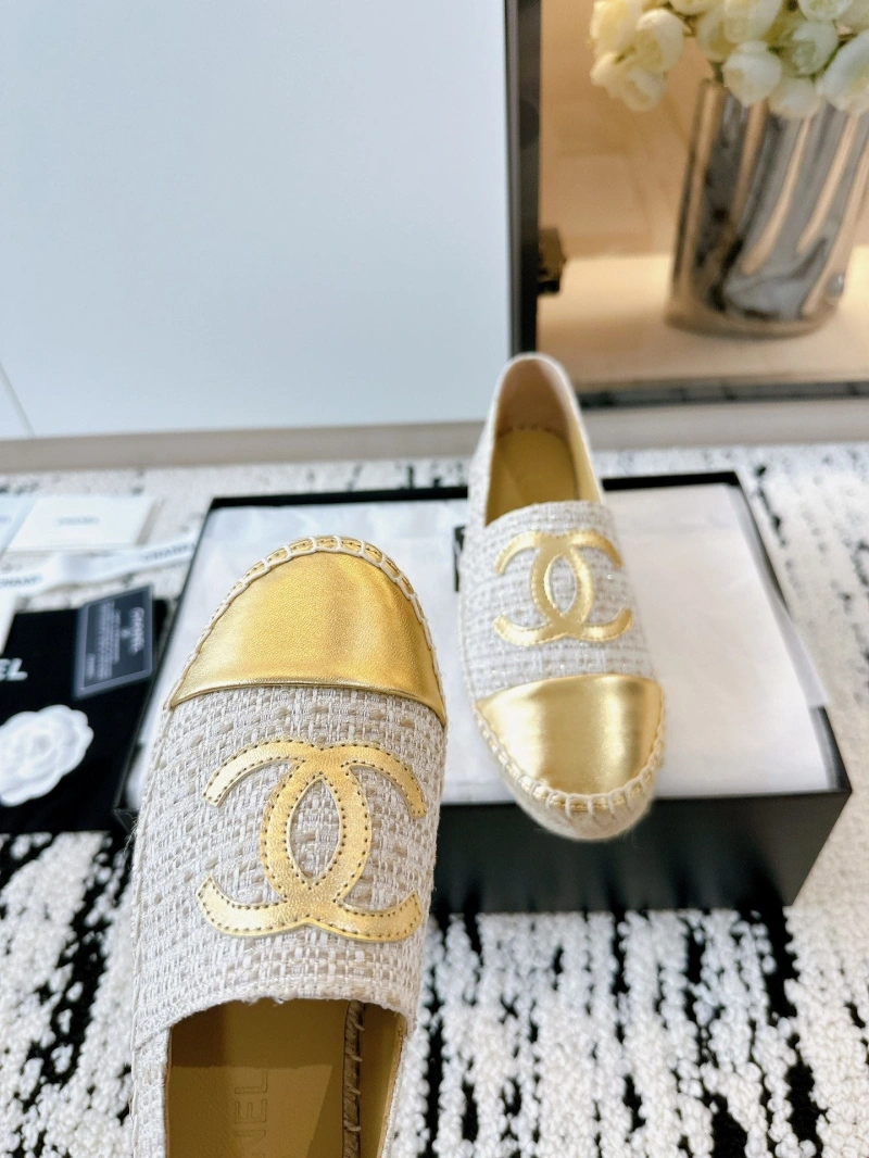 Refined Chxnxl Flat Shoes 131651