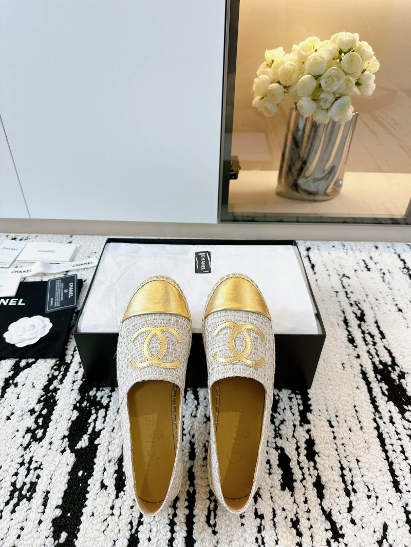 Refined Chxnxl Flat Shoes 131651