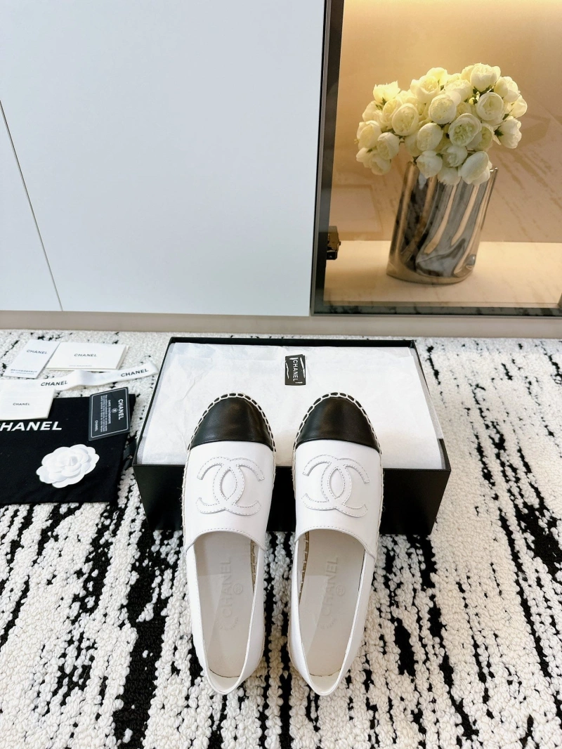 Practical Chxnxl Flat Shoes 131649