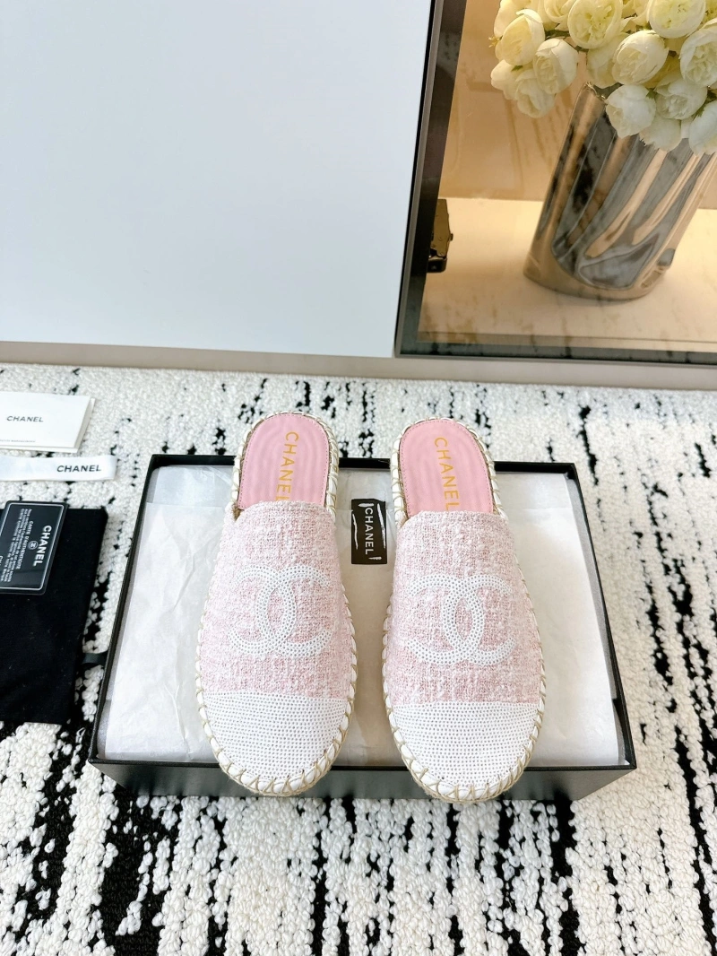 Breathable Chxnxl Slippers 132229