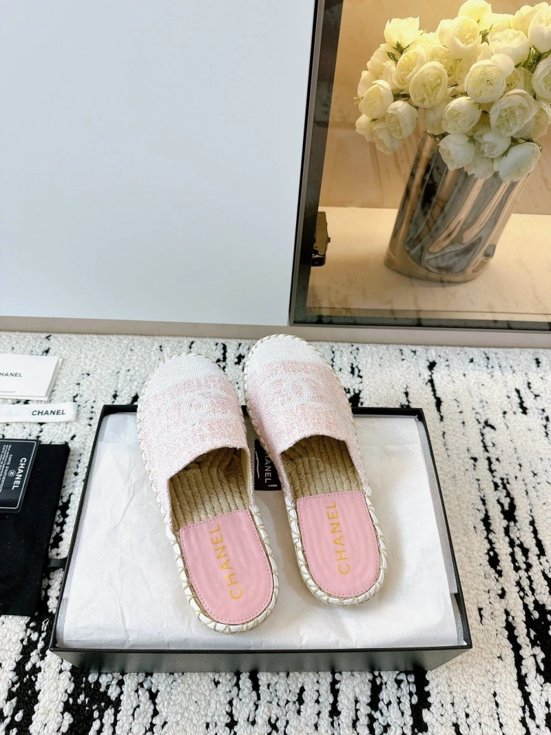 Breathable Chxnxl Slippers 132229